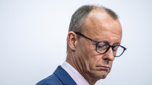 wie-sich-friedrich-merz-selbst-einen-kleinen-denkzettel-verpasst-hat-3557648426.jpg