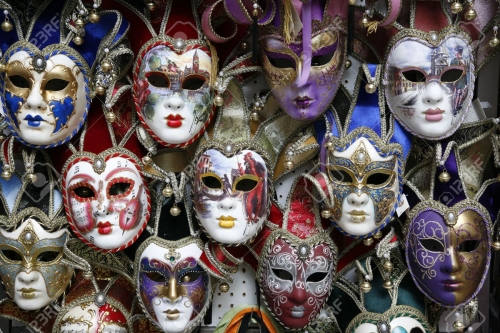 1843223-beautiful-masques-de-carnaval-venise-italie-affiché-sur-fond-noir-.jpg