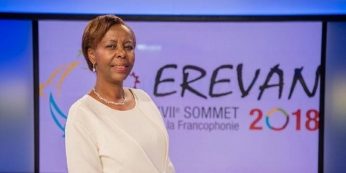 louise-mushikiwabo.jpg