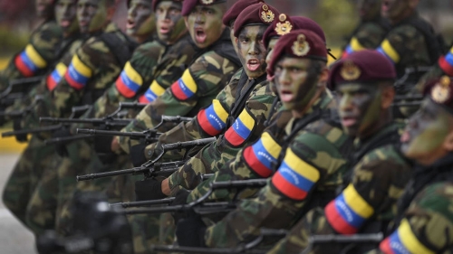 GettyImages-1241724980.jpg-Venezuela-military-167720484.jpg