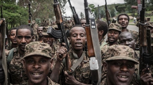 des-soldats-ethiopiens-a-l-entrainement-au-sud-du-tigre-le-14-septembre-2021_6327880.jpg