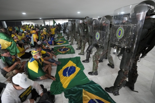 aptopix-brazil-elections-protest-02080-scaled.jpg