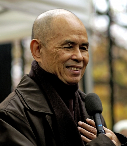 Thich_Nhat_Hanh_12_(cropped).jpg