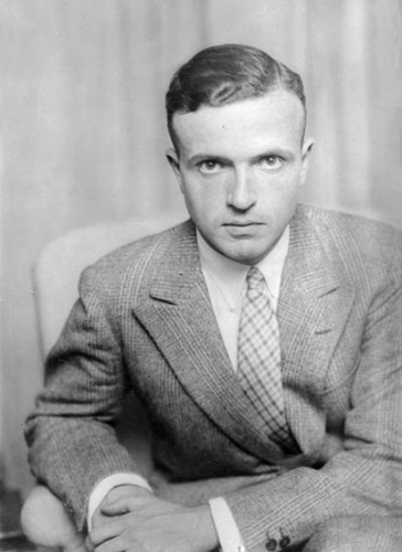 97-Leiris_Michel-photo-de_Man_Ray.jpg