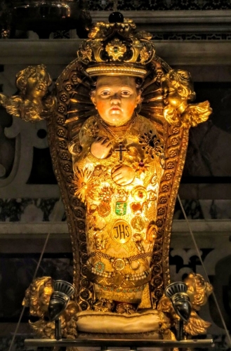 santo-bambino-church-of-santa-maria-in-aracoeli-rome_orig.jpeg