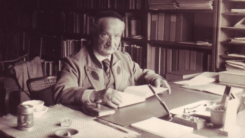 Martin+Heidegger+sepia+1280x720-1920w-1992682302.jpg