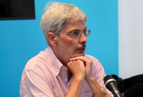 Carlos-X-Blanco-presenta-su-nuevo-libro-sobre-la-geopolitica-del-Imperio-Espanol-1024x696-376379987.jpg