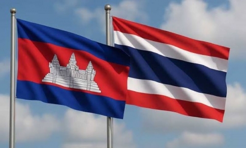 Thailand-and-Combodia-flags-1176717305.jpg