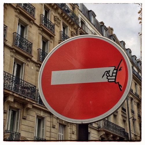 sens-interdit-47391bba-51d0-4a2a-a2e8-0ec0c80bd0a5-3741871119.jpg