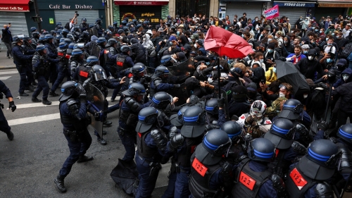 FRANCE-PROTEST--81_1757498294048_1757498309918-1832198459.jpg