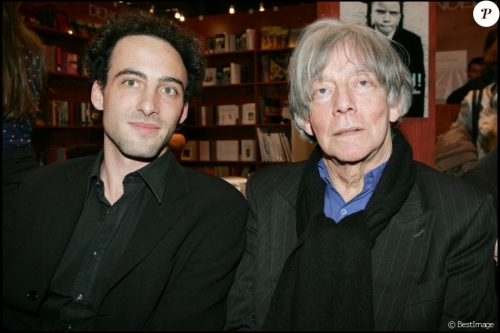 7083904-andre-et-raphael-glucksmann-lors-du-salo-950x0-1-507767585.jpg