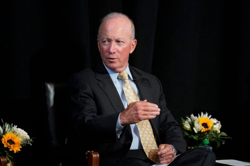 221216-mitch-daniels-se-1013a-087399.jpg