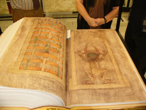 Codex-Gigas-1365x1024-3039049452.jpeg