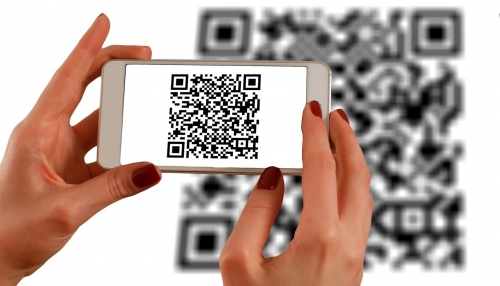a-guide-to-qr-codes-and-how-to-scan-qr-codes-1.jpg