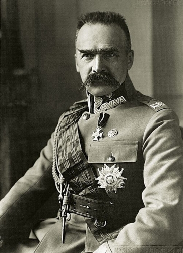 Józef_Piłsudski_(-1930).jpg