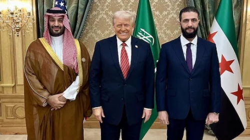 74g4d584_donald-trump-meets-ahmad-al-sharaa-and-mbs_625x300_14_May_25.jpg
