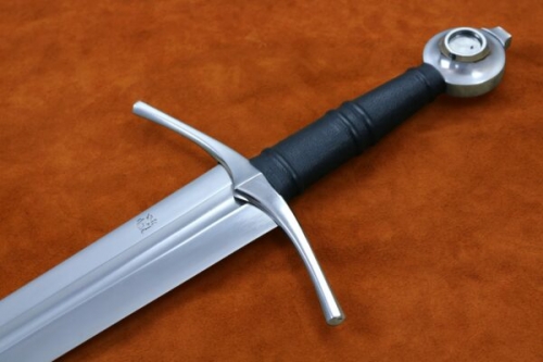real-medieval-sword-hand-forged-sword-scaled-600x400.jpg