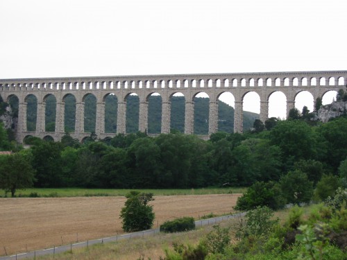 Aqueduc_de_Roquefavour.JPG